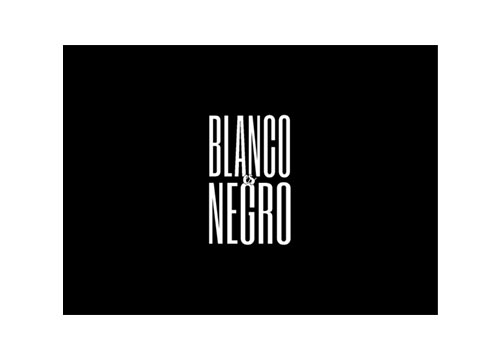 BLANCO ES NEGRO